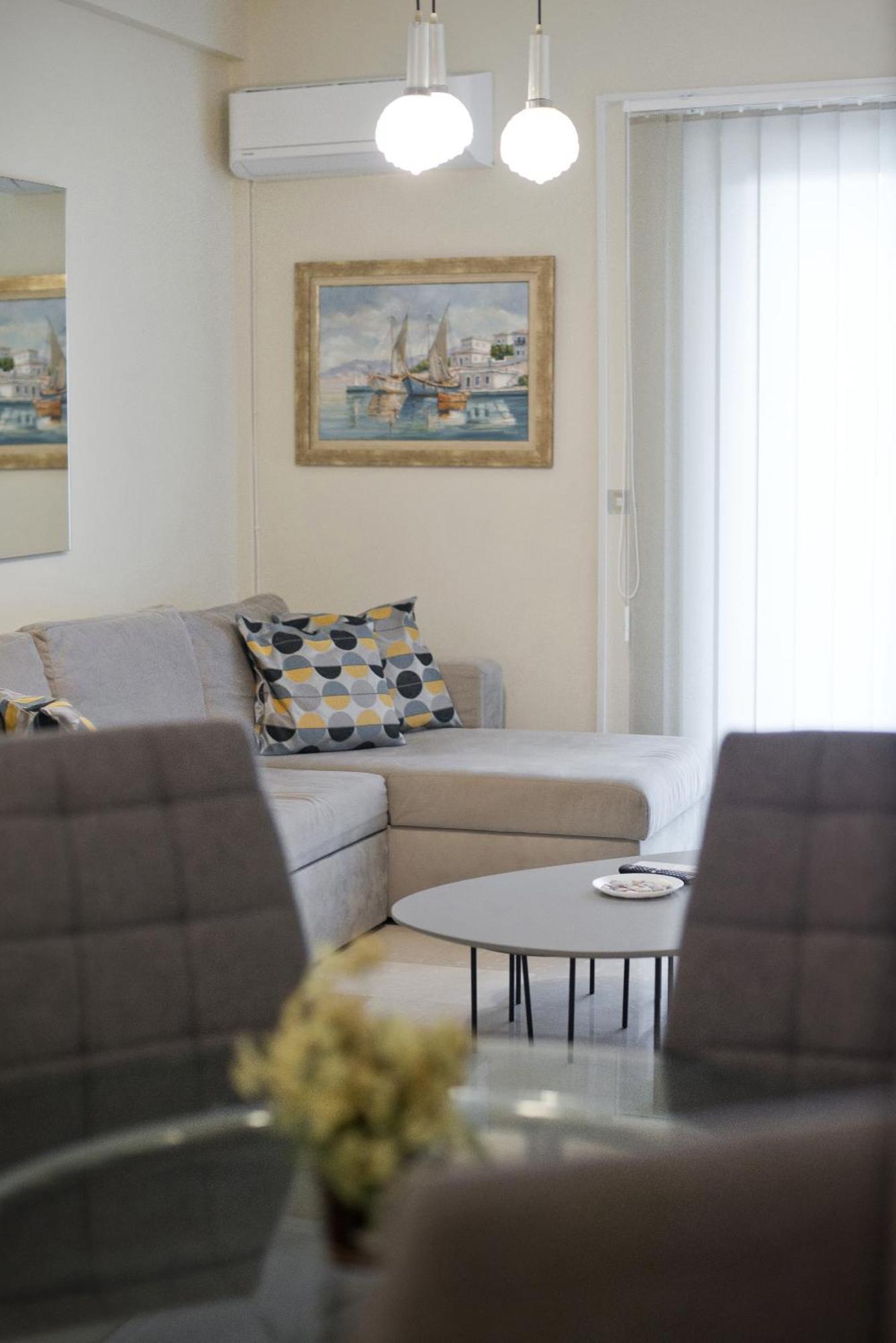 Riviera Living Apartment *